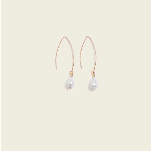 CASSIE DROP PEARL EARRING - Picture 1 of 3